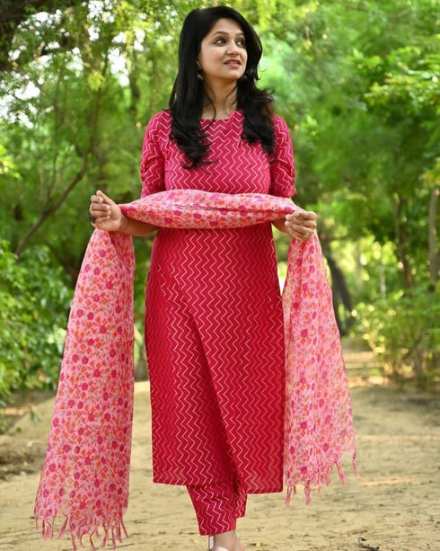 Pink Zig Zag Printed Kurti, Pant and Dupatta IP2432 - 3 Piece
