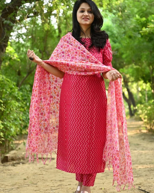 Pink Zig Zag Printed Kurti, Pant and Dupatta IP2432 - 3 Piece